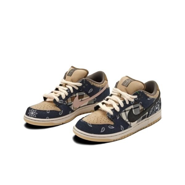 Travis Scott x Nike Dunk Low Cactus Jack - Image 2