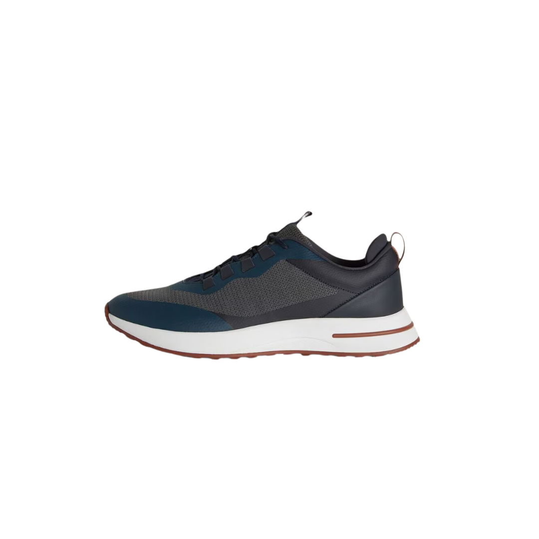 Week-End Walk Sneaker