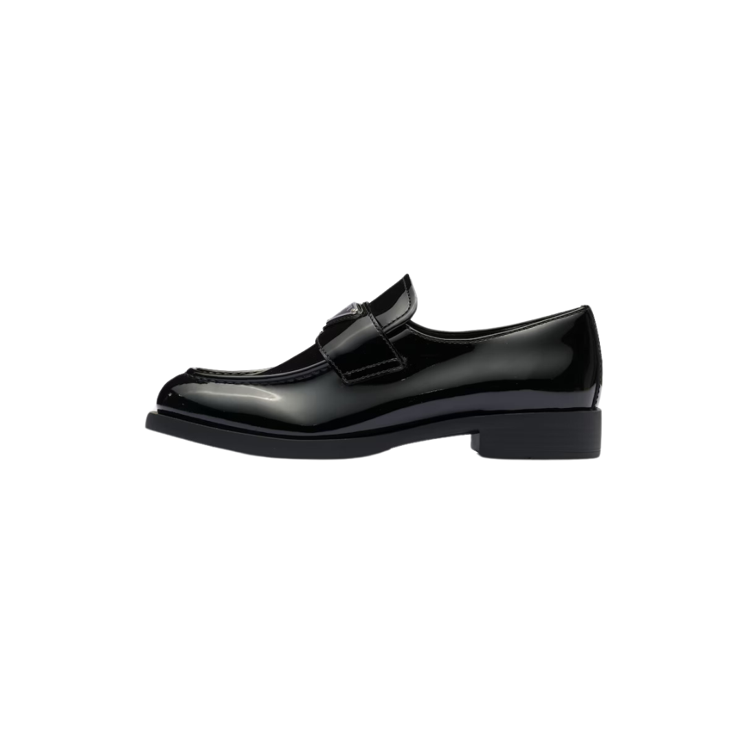 Loafer em couro envernizado