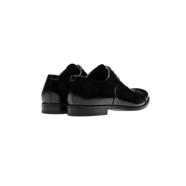 Sapatos Oxford de couro escovado com cadarços - Image 3